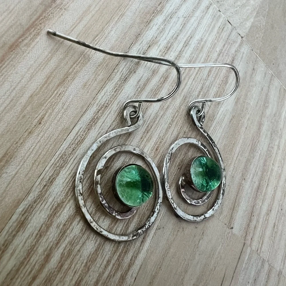 silver green glass spiral dangle drop earrings on hooks